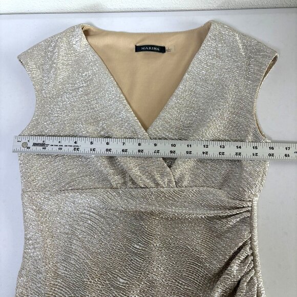 Marina Sheath Cocktail Dress Size 4 Silver Metallic Ruched Waist V Neck Holiday - Picture 9 of 12